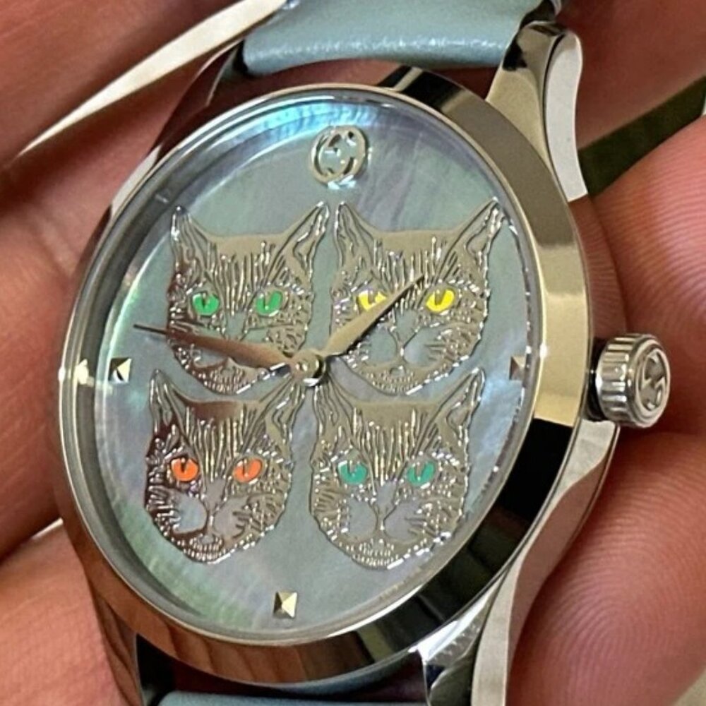 GUCCI LIMITED EDITION VERY RARE, Feline Heads, Mother-of-Pearl Dial Ladies Watch - Picture 3 of 9